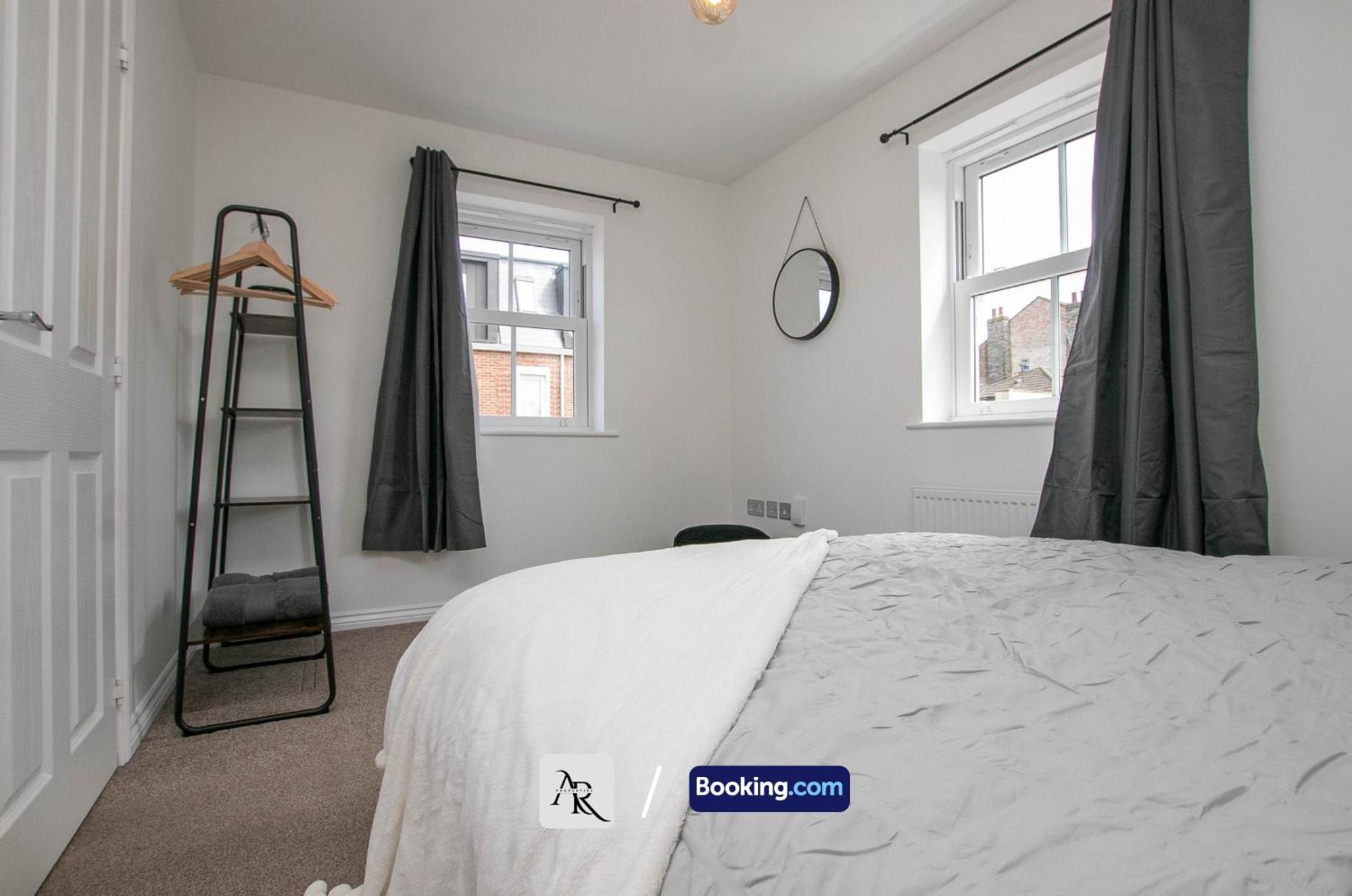 Cozy House By Ar Properties Short Lets & Serviced Accommodation קולצ'סטר מראה חיצוני תמונה